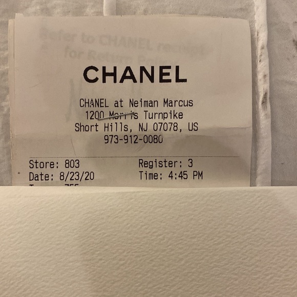 ‼️SOLD ‼️ Chanel tote great for traveling - Picture 9 of 10